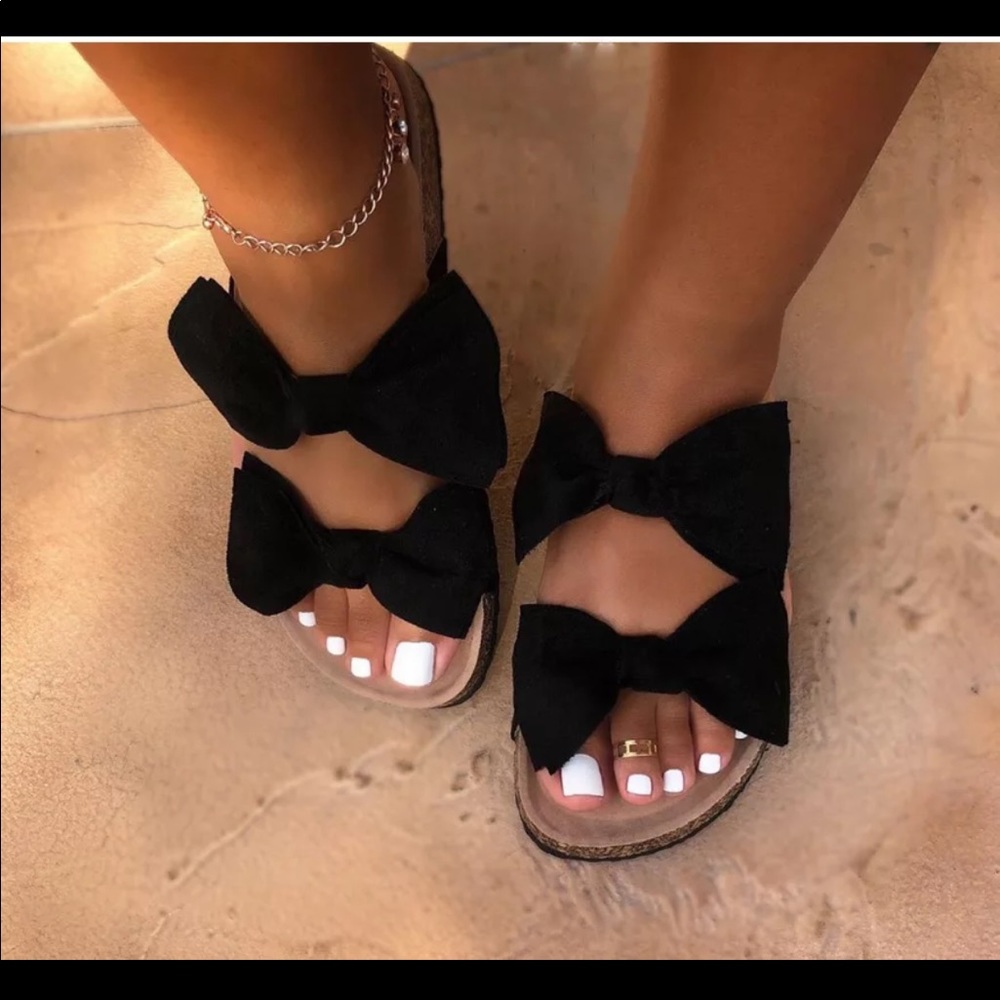 Bow tie Sandals